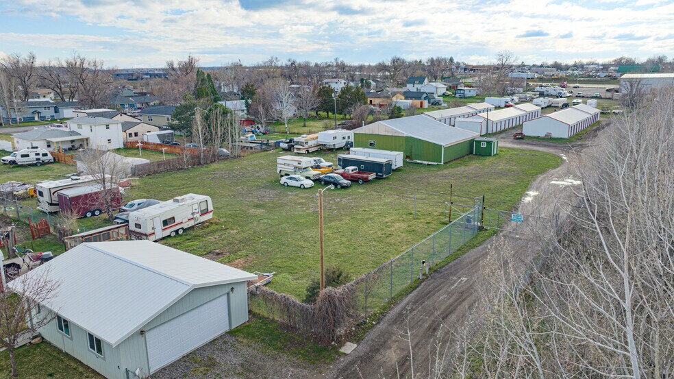 More Photos Of 1935 Main st, Billings Specialty For Sale