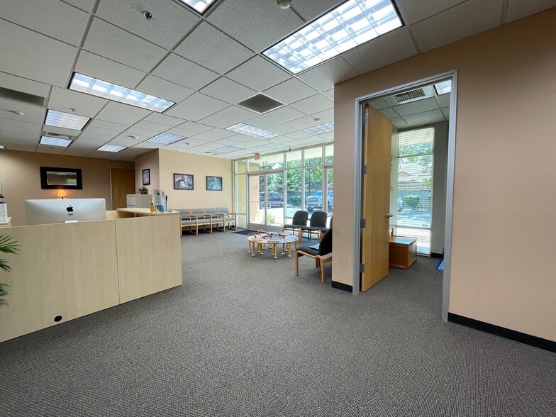 More Photos Of 1972 Del Paso Rd, Sacramento Medical For Sale