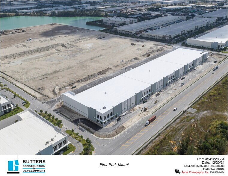 More Photos Of 8901 NW 87th Ave, Medley Distribution For Lease