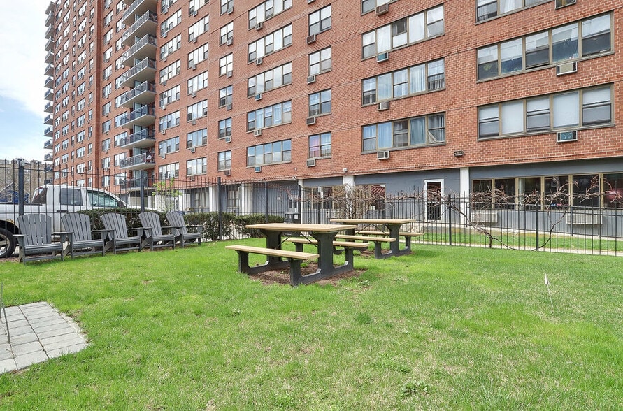 More Photos Of , Union City Multifamily For Sale