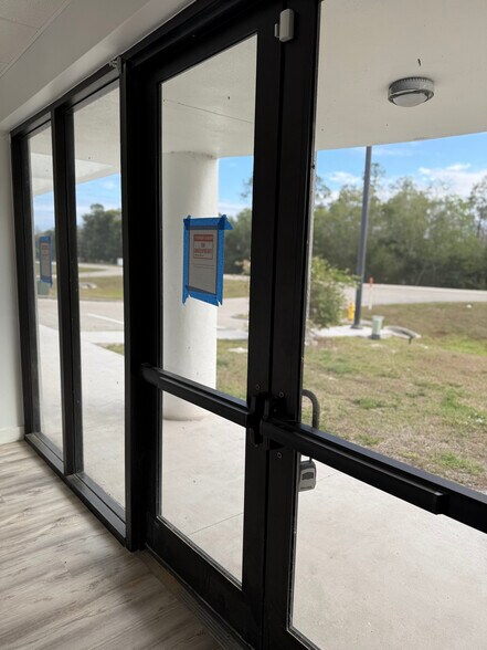 More Photos Of 3205 Beck Blvd, Naples Office For Sale