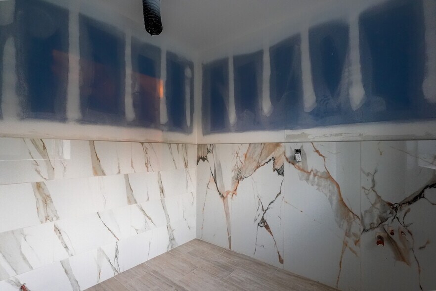 More Photos Of 1341 Central St, Leominster Flex For Lease