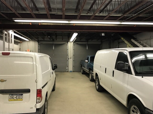 More Photos Of 145-149 Sandy Creek Rd, Verona Flex For Sale