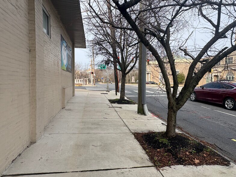 More Photos Of 1512 N French St, Wilmington Office For Sale