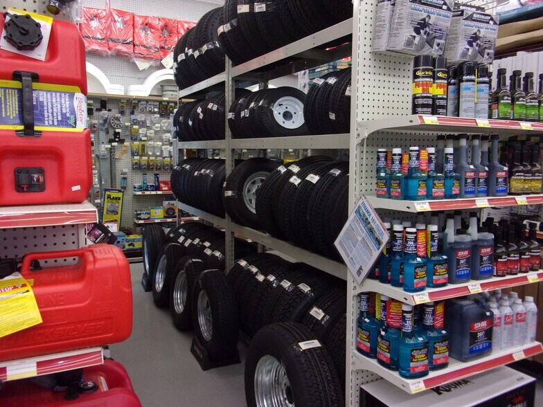 More Photos Of 1822 Hooksett Rd, Hooksett Specialty For Sale