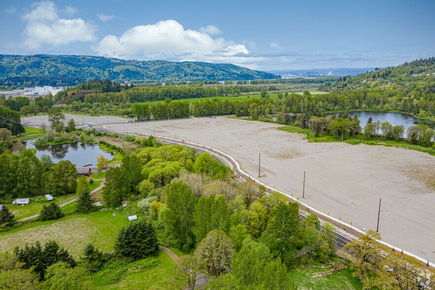 More Photos Of 114 Kalama River Rd, Kalama Land For Lease