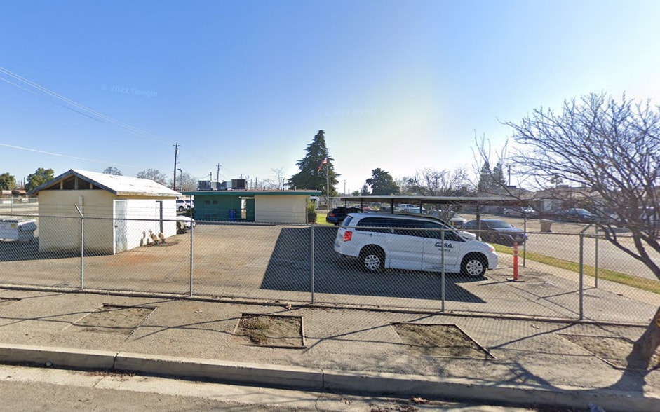 More Photos Of 222 Minner Ave, Bakersfield Medical For Sale