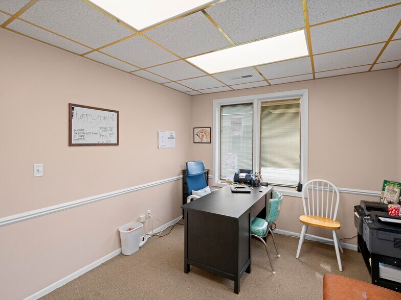 More Photos Of 4541 S 700 E, Salt Lake City Office For Sale