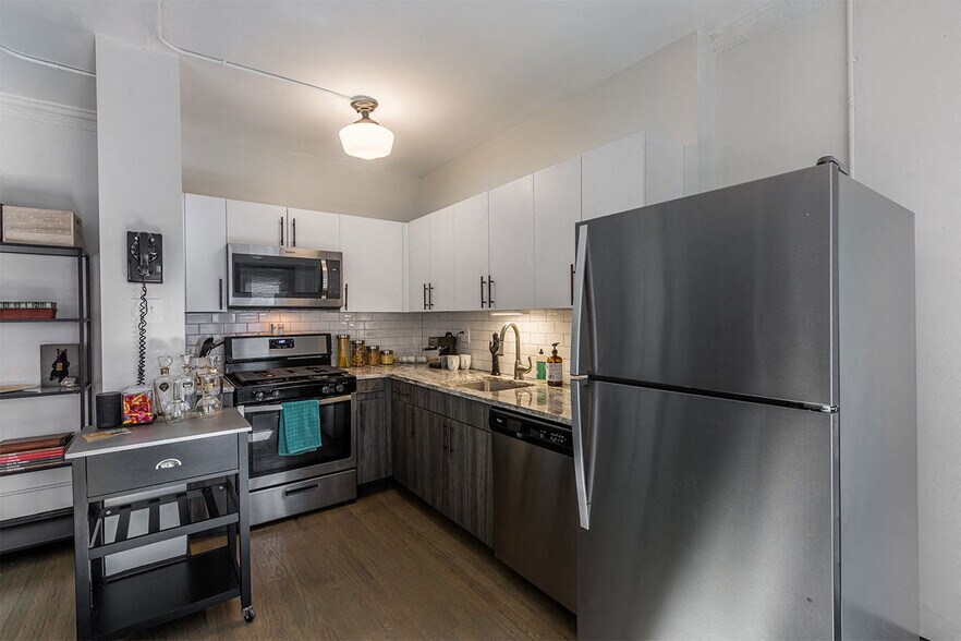 More Photos Of 5200 N Sheridan Rd, Chicago Apartments For Lease