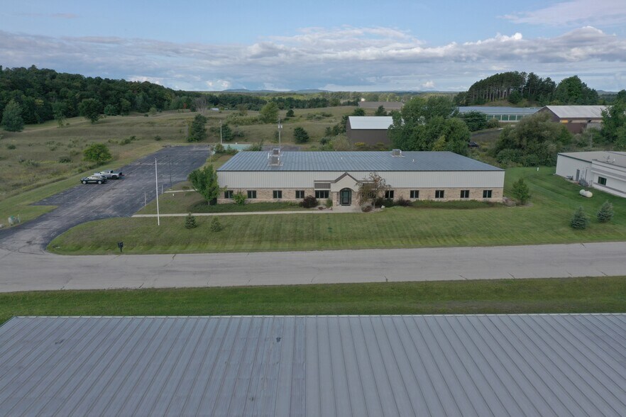 More Photos Of 5835 Shugart Ln, Traverse City Manufacturing For Lease