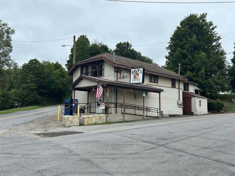 Primary Photo Of 13087 Main st, Titusville Storefront Retail Residential For Sale