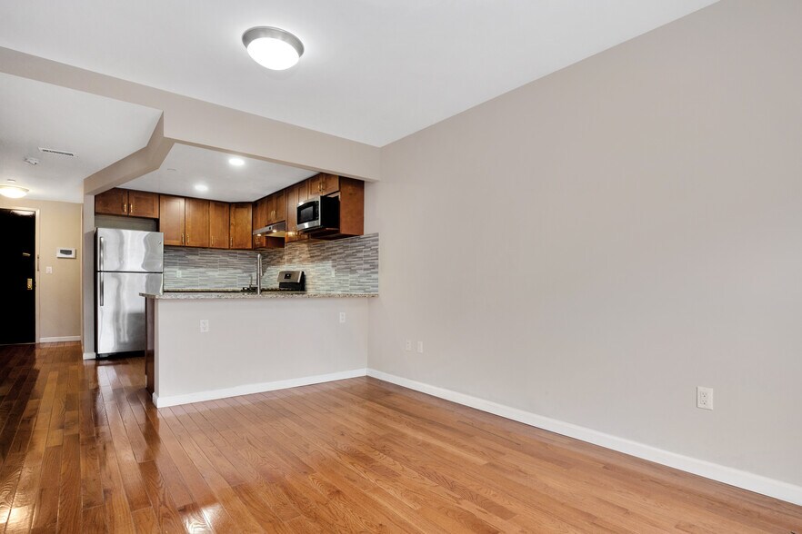 More Photos Of 172-18 Jamaica Ave, Jamaica Apartments For Sale