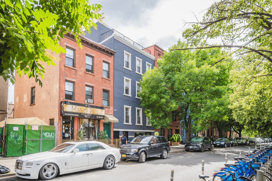 More Photos Of 128 India St, Brooklyn Storefront Retail Residential For Sale
