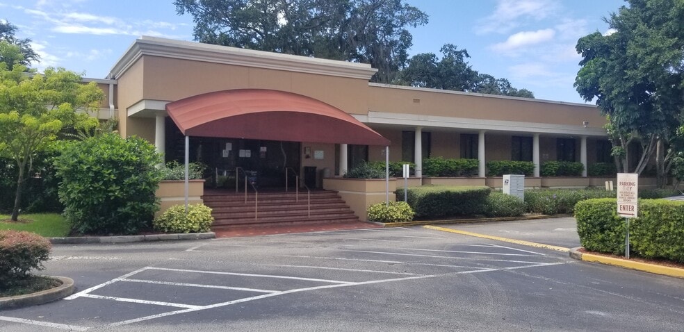 More Photos Of 1900 N Mills Ave, Orlando Medical For Lease