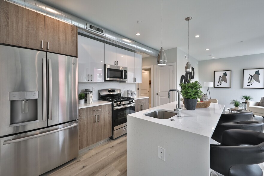 More Photos Of 1540 Ridge Ave, Philadelphia Apartments For Sale