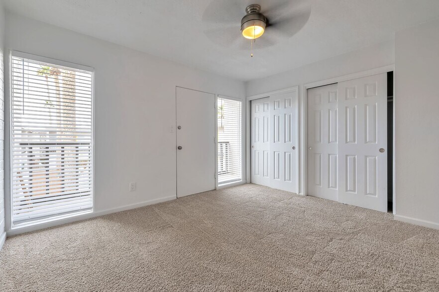 More Photos Of 1815 W Tuckey Ln, Phoenix Apartments For Sale