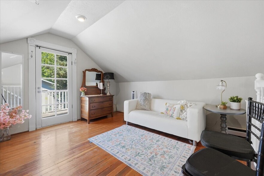 More Photos Of 508 NW 3rd Ave, Canby Religious Facility For Sale