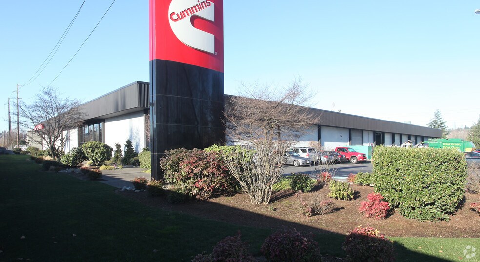 More Photos Of 811 SW Grady Way, Renton Service For Lease