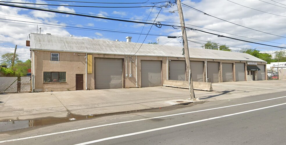 More Photos Of 3220 S 61st St, Philadelphia Warehouse For Lease