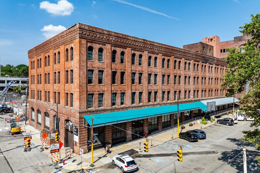 More Photos Of 1425 Forbes Ave, Pittsburgh Unknown For Lease