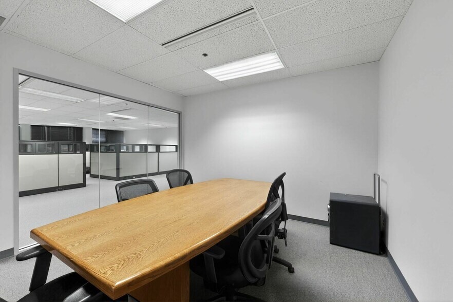 More Photos Of 400 TechneCenter Dr, Milford Office For Sale