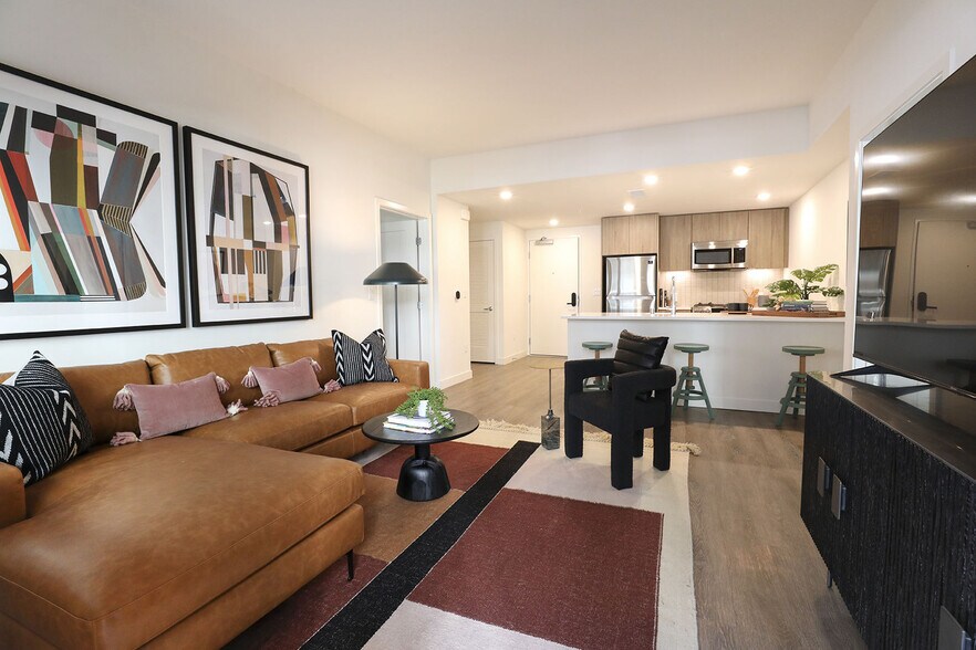 More Photos Of 1100 Webster St, Oakland Apartments For Lease