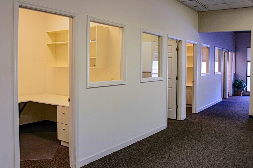 More Photos Of 1257 Sweeten Creek Rd, Asheville Office For Lease