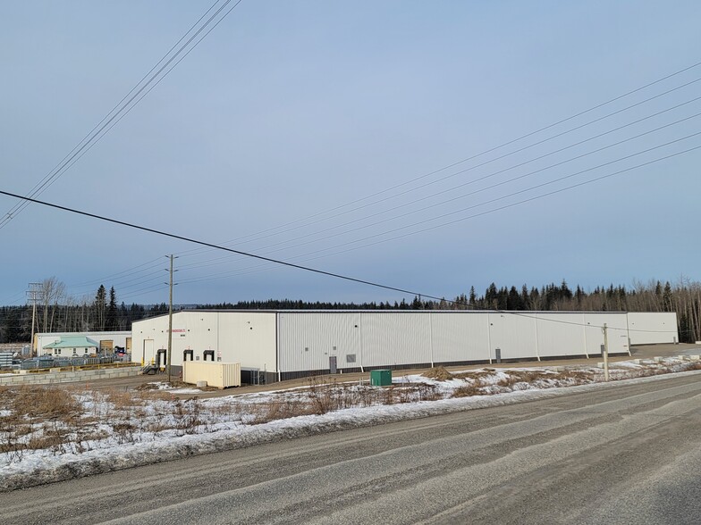 More Photos Of 8875 Willow Cale Rd, Prince George Distribution For Lease
