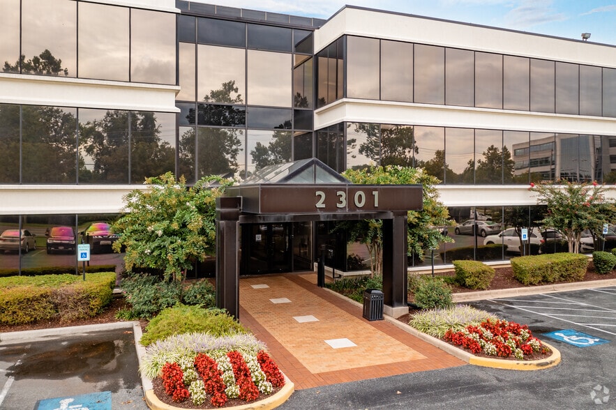 More Photos Of 2301 Research Blvd, Rockville Medical For Lease