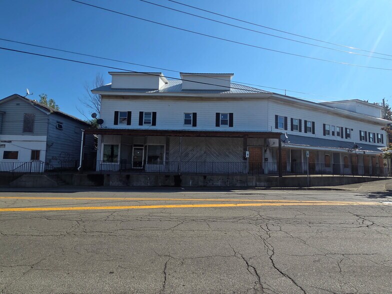 Primary Photo Of 15 Buffalo St, Gowanda Multifamily For Sale