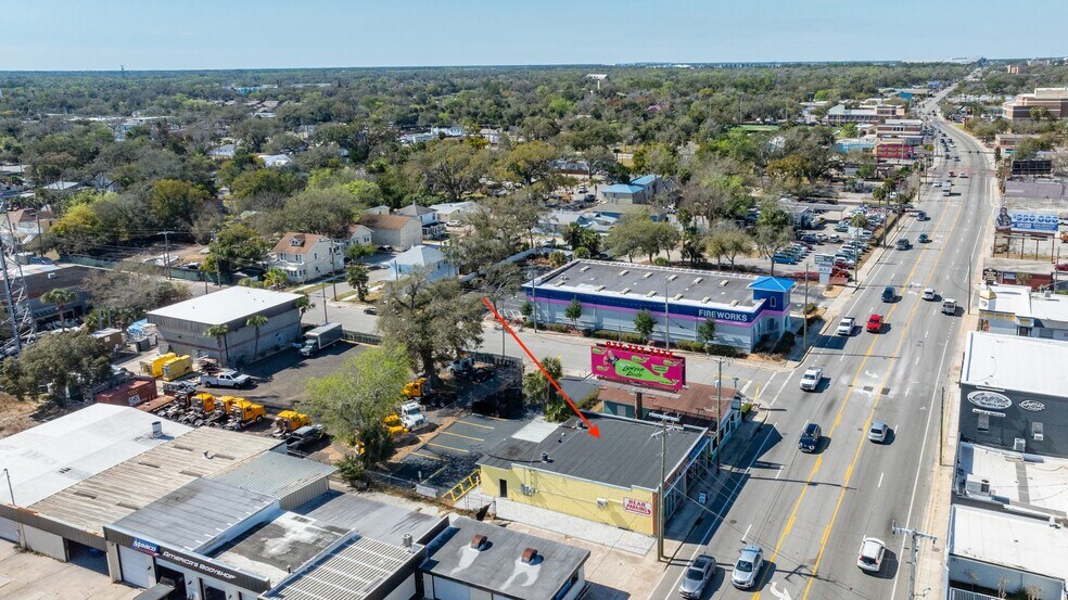 More Photos Of 517-519 W International Speedway Blvd, Daytona Beach Freestanding For Sale