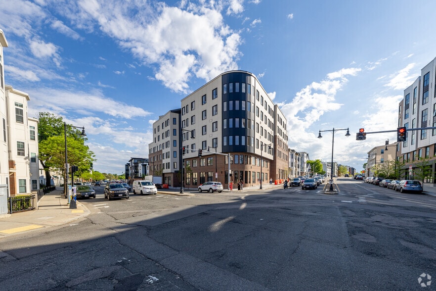 More Photos Of 267 Old Colony Ave, South Boston Apartments For Sale