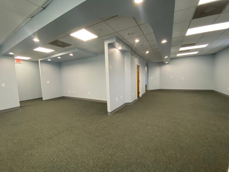 More Photos Of 1010 Kennedy Dr, Key West Medical For Sale