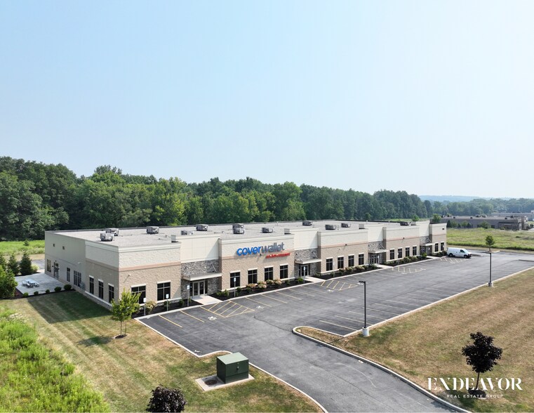 Primary Photo Of 7910 Lehigh Crossing, Victor Showroom For Sale