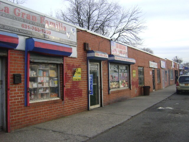 More Photos Of 1309-1323 Straight Path, Wyandanch Storefront Retail Office For Lease