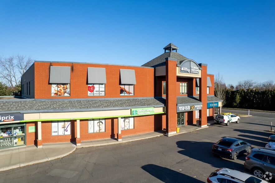 More Photos Of 1314-1360 Boul du Curé-Labelle, Blainville Storefront For Lease