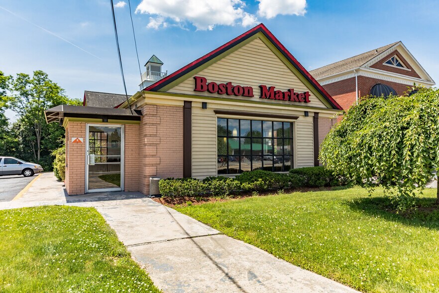 More Photos Of 20 Wyckoff Ave, Waldwick Restaurant For Lease