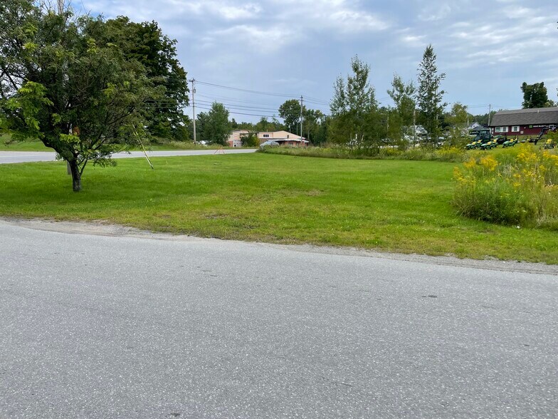 More Photos Of 11 Industrial Dr, Newport Land For Sale