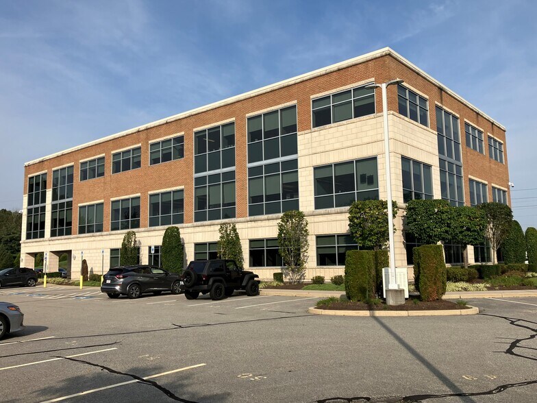 Primary Photo Of 1 Coastway Blvd, Warwick Office For Lease