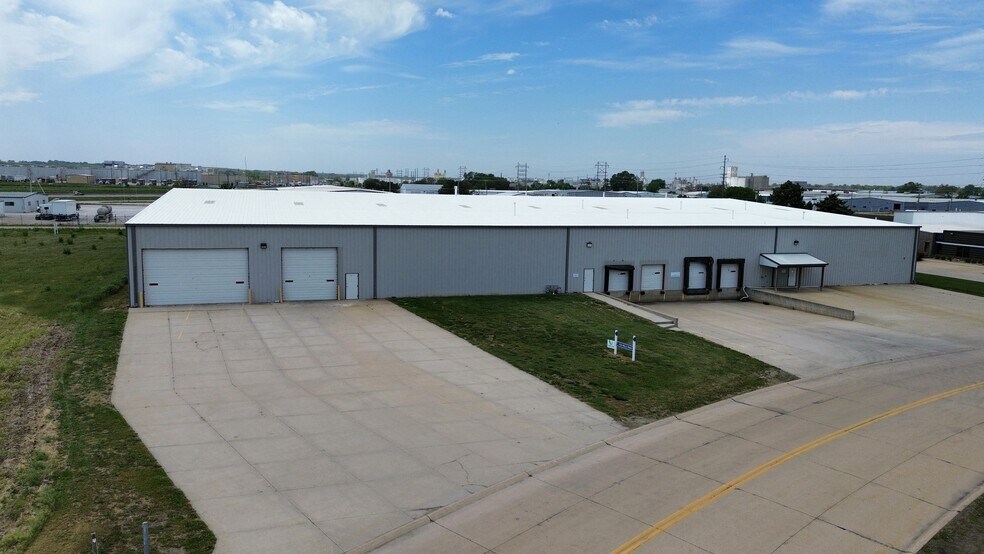 More Photos Of 1123 Hills Rd, Fremont Distribution For Lease