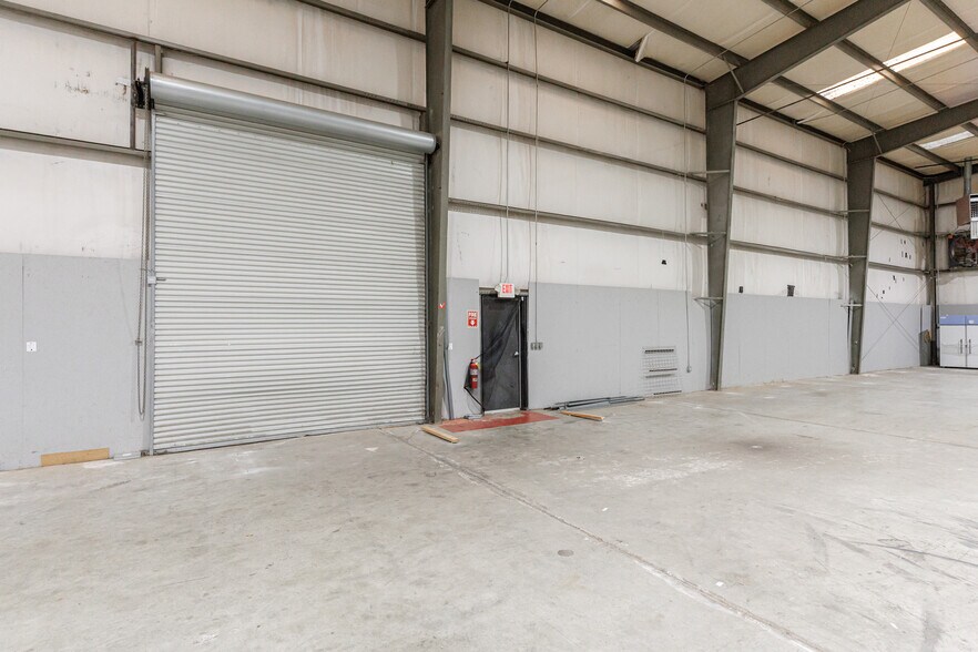 More Photos Of 12230 Cumming Hwy, Canton Warehouse For Lease
