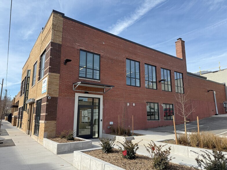 More Photos Of 220 W 18th St, Kansas City Office For Lease