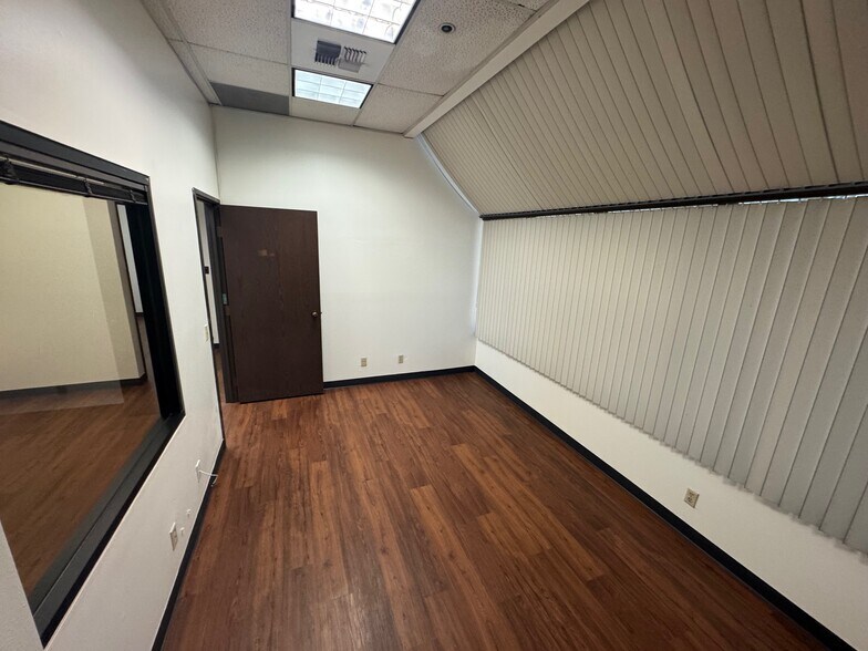 More Photos Of 200 N Harbor Blvd, Anaheim Medical For Lease