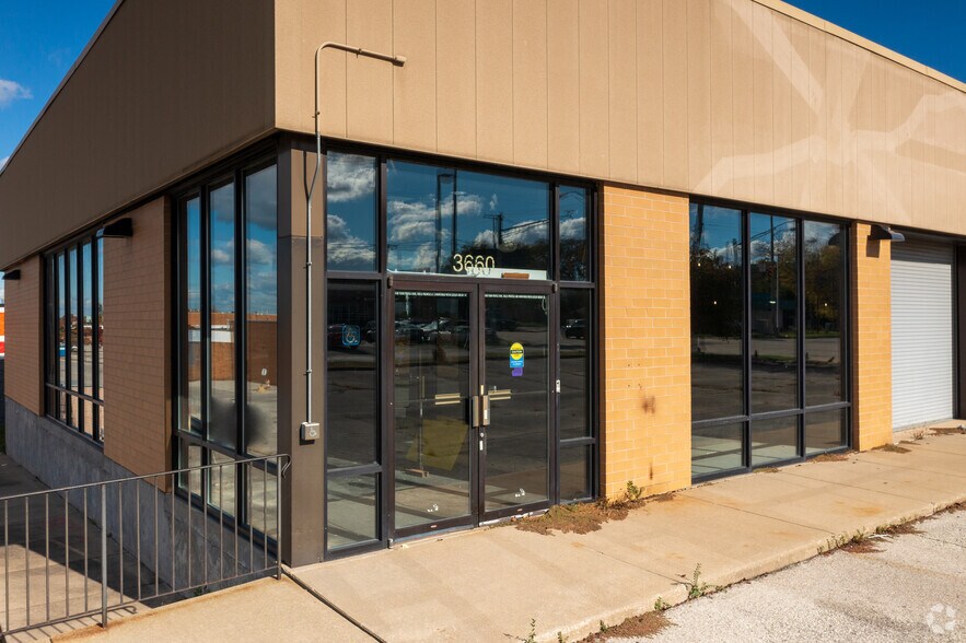 More Photos Of 3590-3596 Village Ct, Gary Unknown For Lease