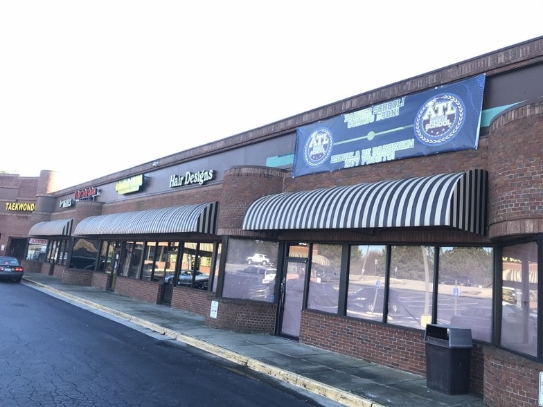 More Photos Of 6330 Lawrenceville Hwy, Tucker General Retail For Lease