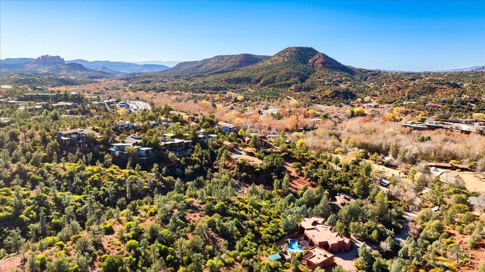 More Photos Of 35 Gassaway Place Pl, Sedona Specialty For Sale