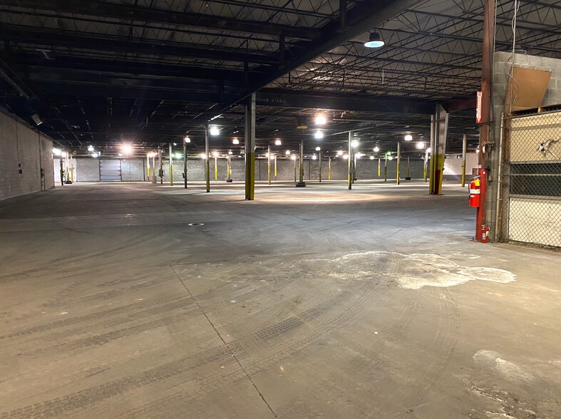 More Photos Of 7468 Jonesboro Rd, Jonesboro Warehouse For Lease