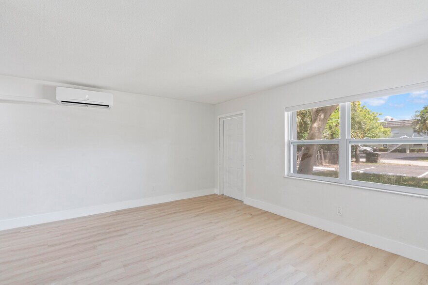 More Photos Of 1150 Carlton Ct, Fort Pierce Apartments For Sale