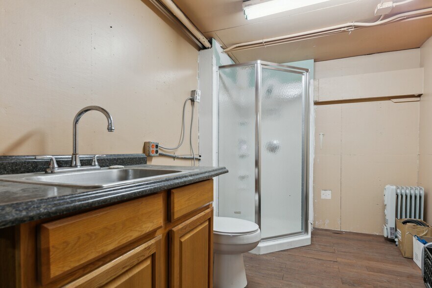 More Photos Of 3716-3717 Osgood ave, South Lake Tahoe Warehouse For Sale