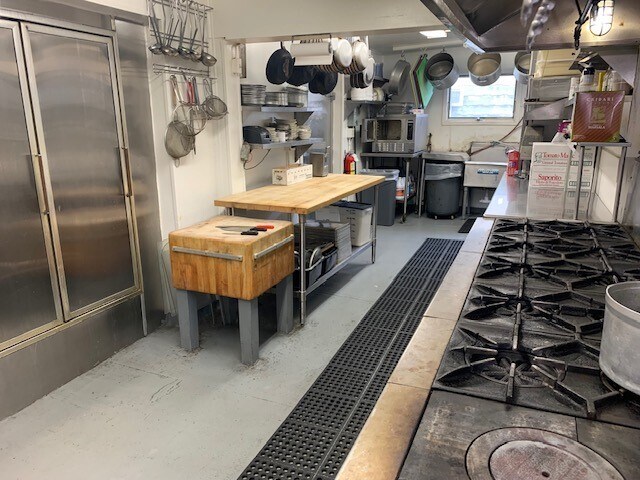 More Photos Of 429 Canada St, Lake George Restaurant For Sale